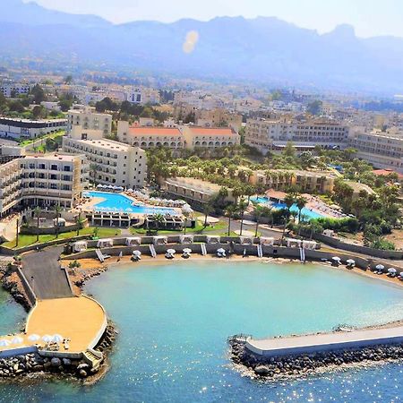 Oscar Beachfront Resort & Spa & Casino Kyrenia  Exterior foto